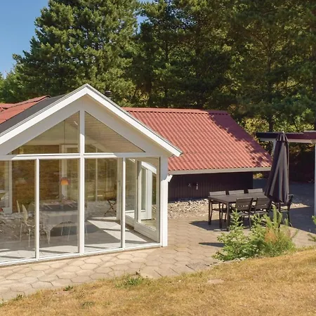 Two-bedroom In * Ebeltoft